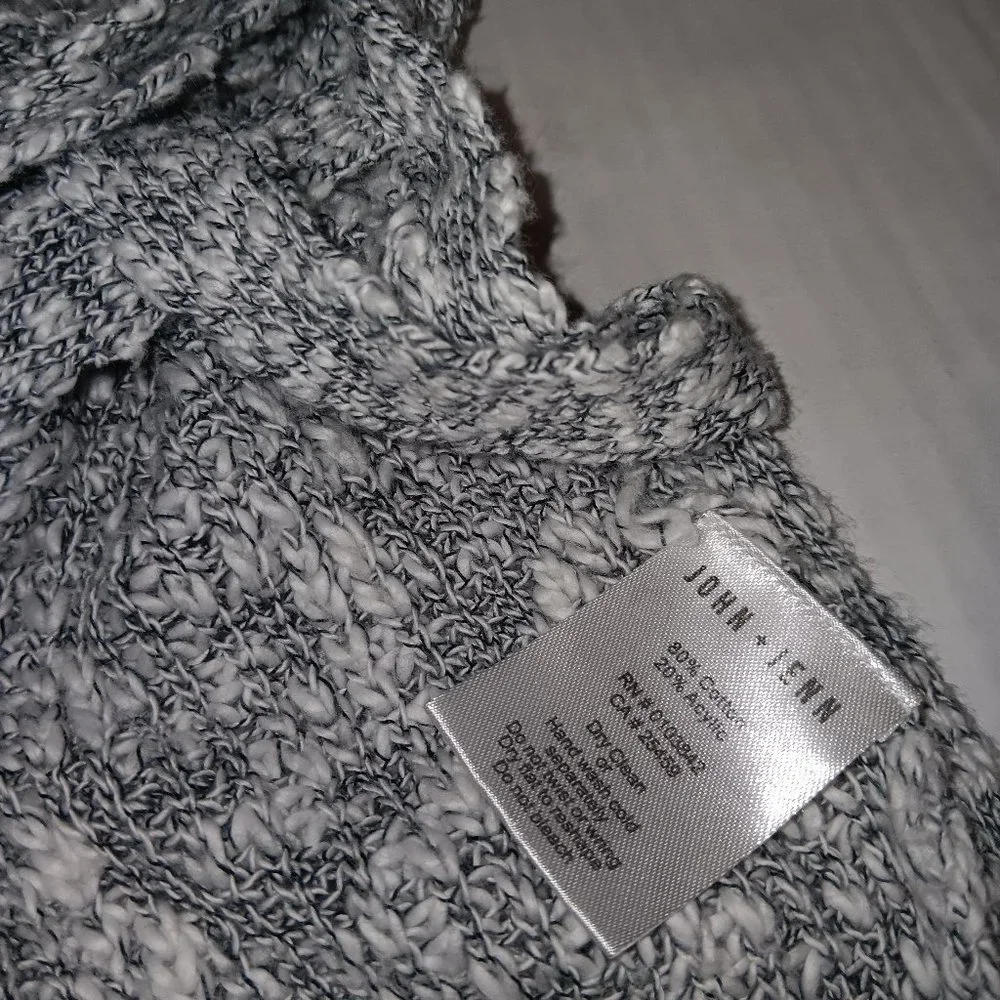 ANTHROPOLOGIE JOHN + JENN COTTON BLEND V NECK PULLOVER KNIT SWEATER